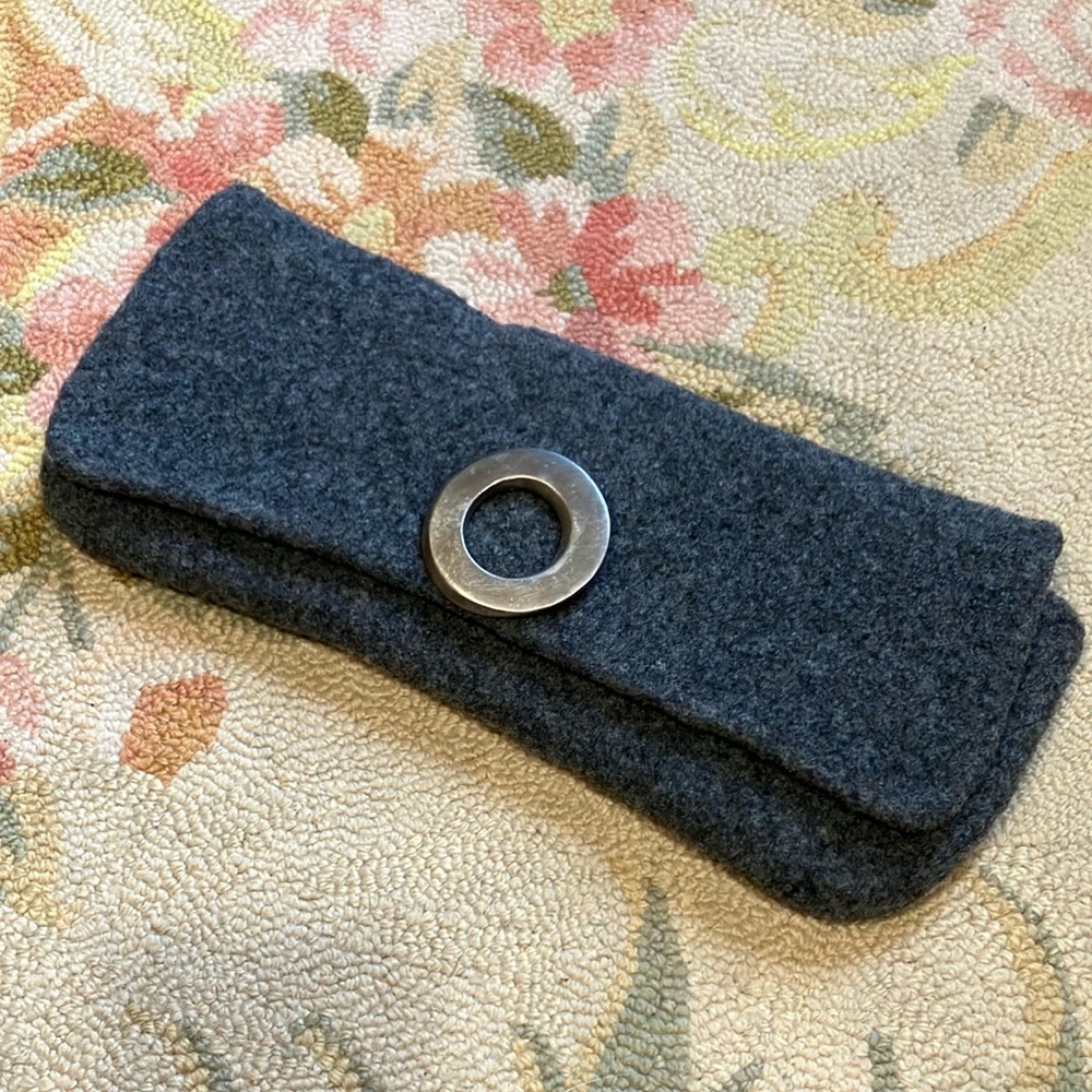 Sarah Oliver Handbags Gray Wool Felted Clutch with Silver Accent Snap Closure